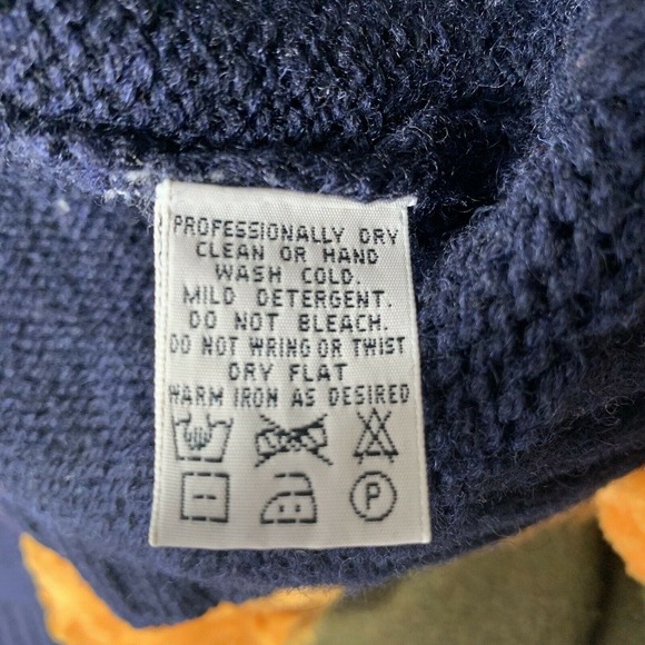 Vintage AKA Eddie Bauer Men's Sweater Size XL Wool V-neck - Picture 5 of 5